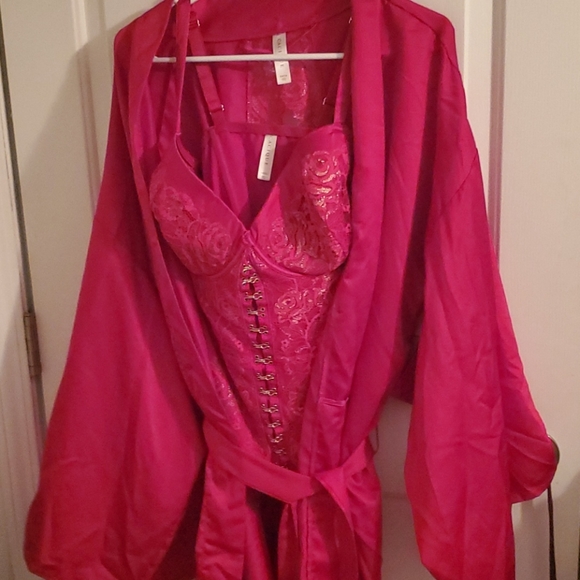 Lane Bryant corset and robe set - Picture 3 of 3